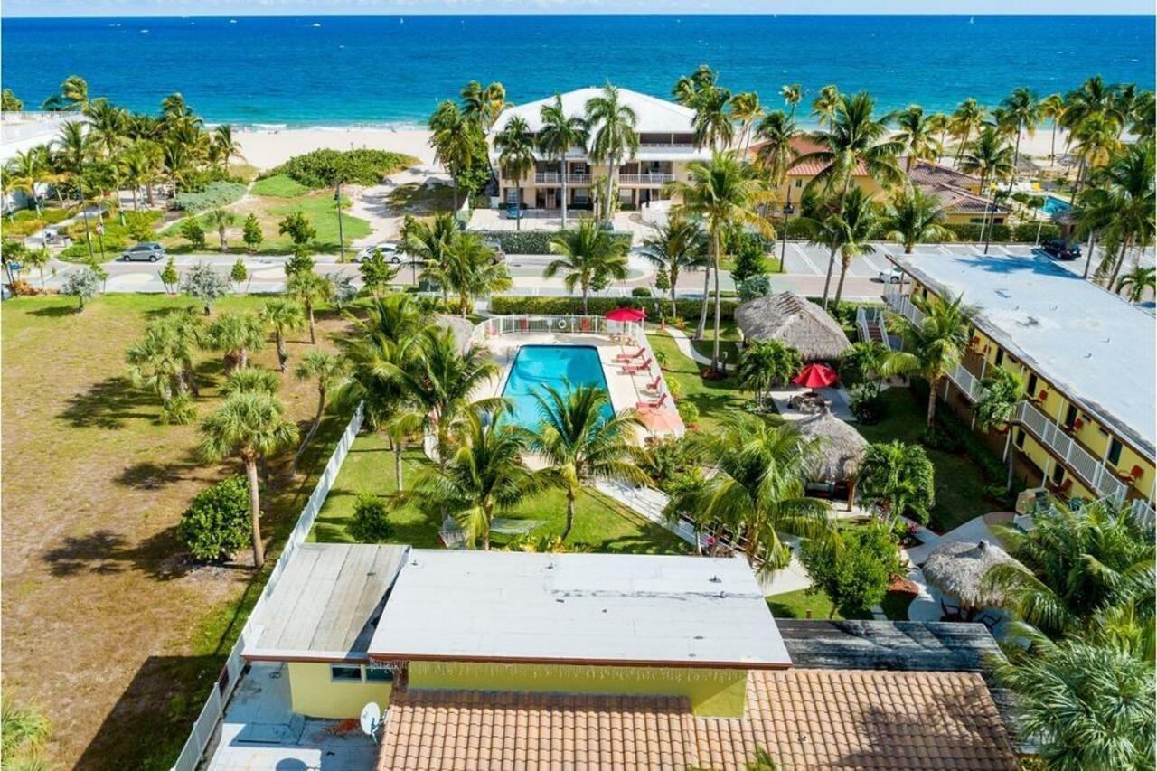 Oceans Beach Resort & Suites 폼파노 비치 외부 사진