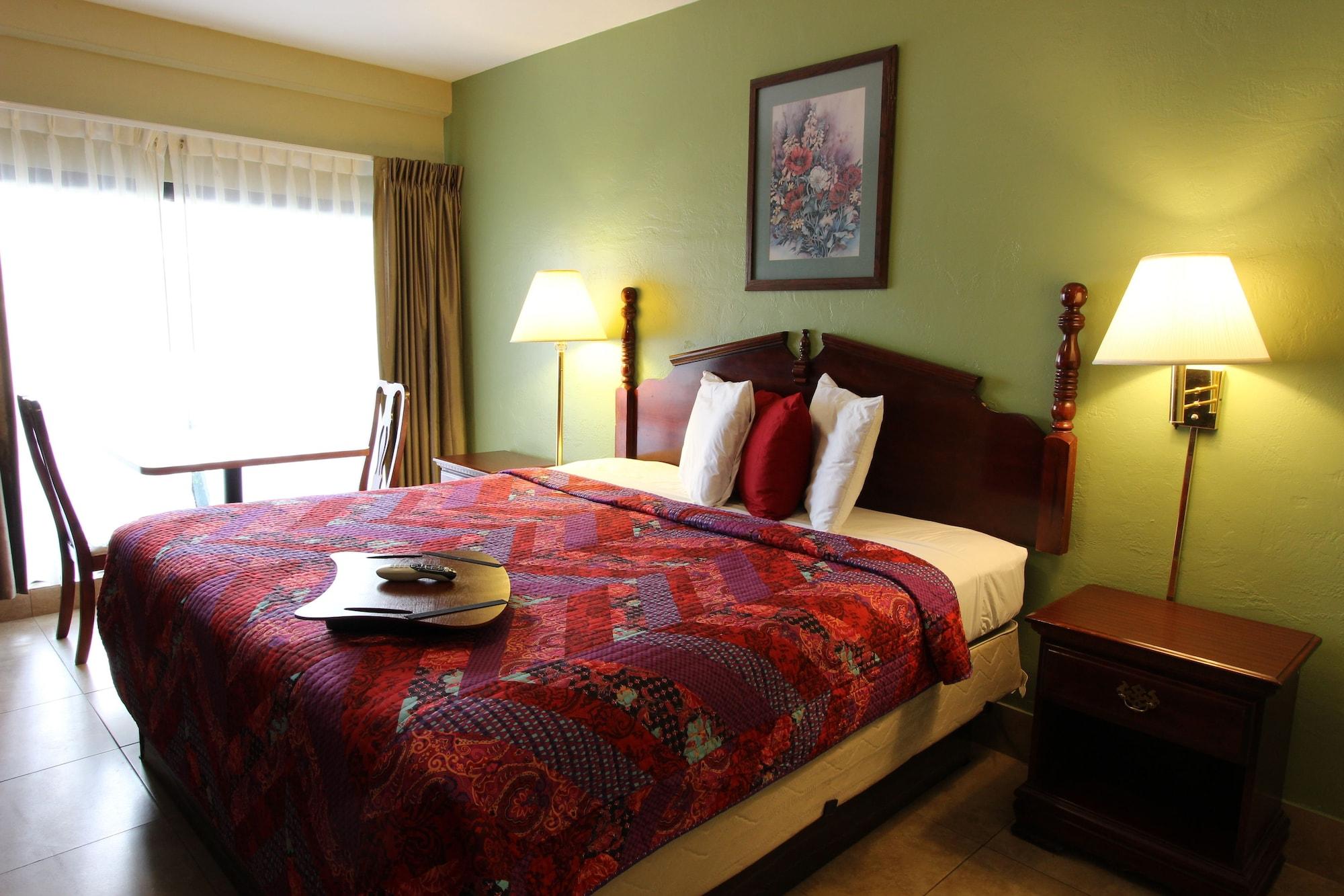 Oceans Beach Resort & Suites 폼파노 비치 외부 사진